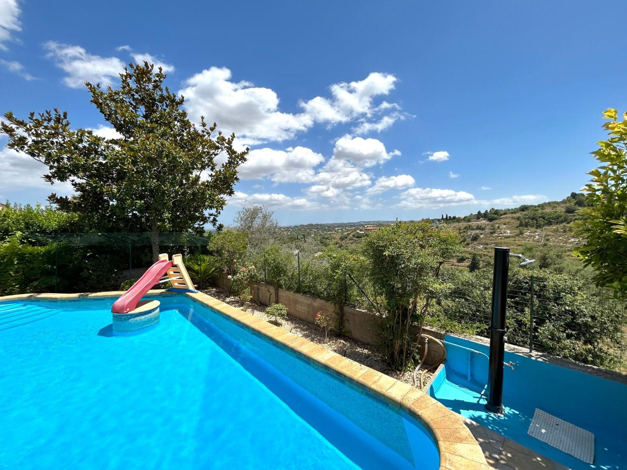 פלאצולו אקריידה Casa Vacanze Salvatore מראה חיצוני תמונה